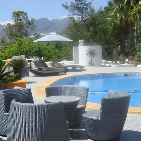 Mit Pool Und 180 Grad Terrassenausblick 아파트 *